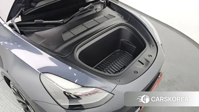 Tesla Model Y id 3746297 из Кореи 16