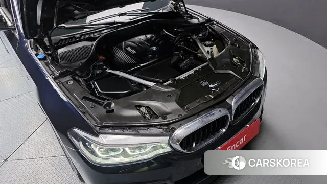 BMW 5 Series (G30) id 3754725 из Кореи 16