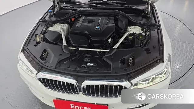 BMW 5 Series (G30) id 3330614 из Кореи 16