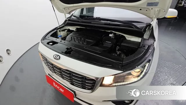 Kia The New Carnival id 3616778 из Кореи 16