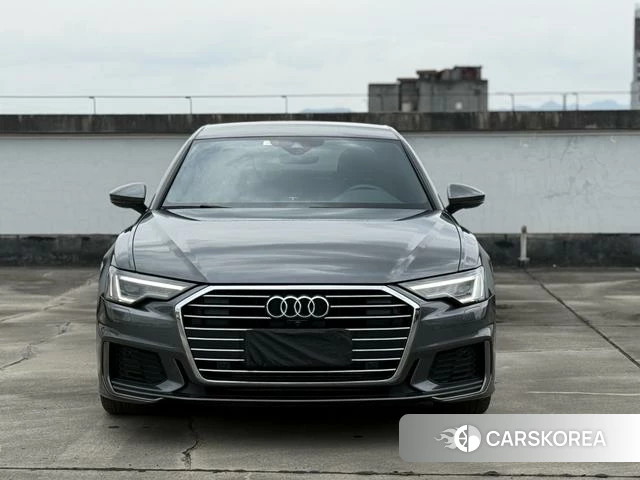 Audi A6L id 4297552 из Китая 9