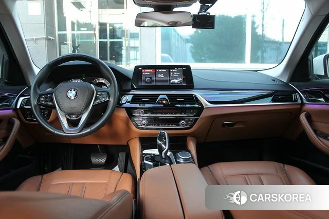 BMW 5 Series (G30) id 3835002 из Кореи 16