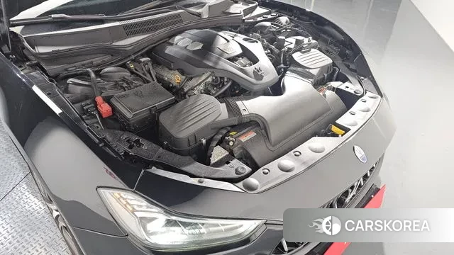 Maserati Ghibli id 3336525 из Кореи 16