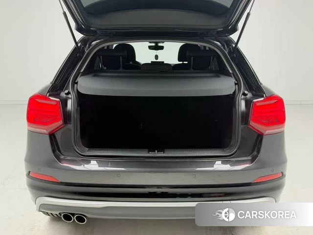 Audi Q2L id 4392027 из Китая 14