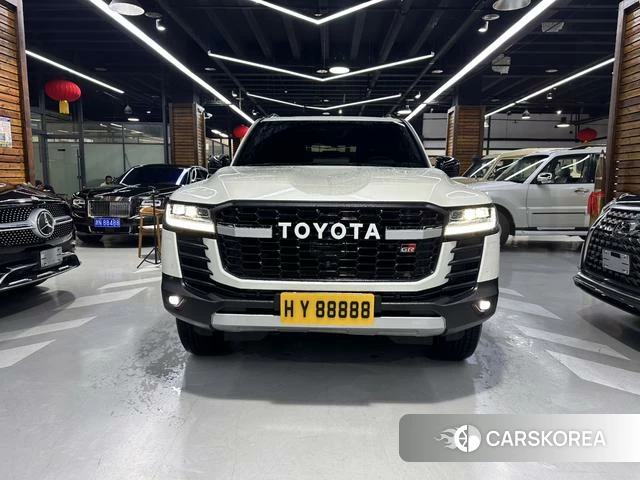 Toyota Land Cruiser (imported) 2024 Белый из Китая, фото 6