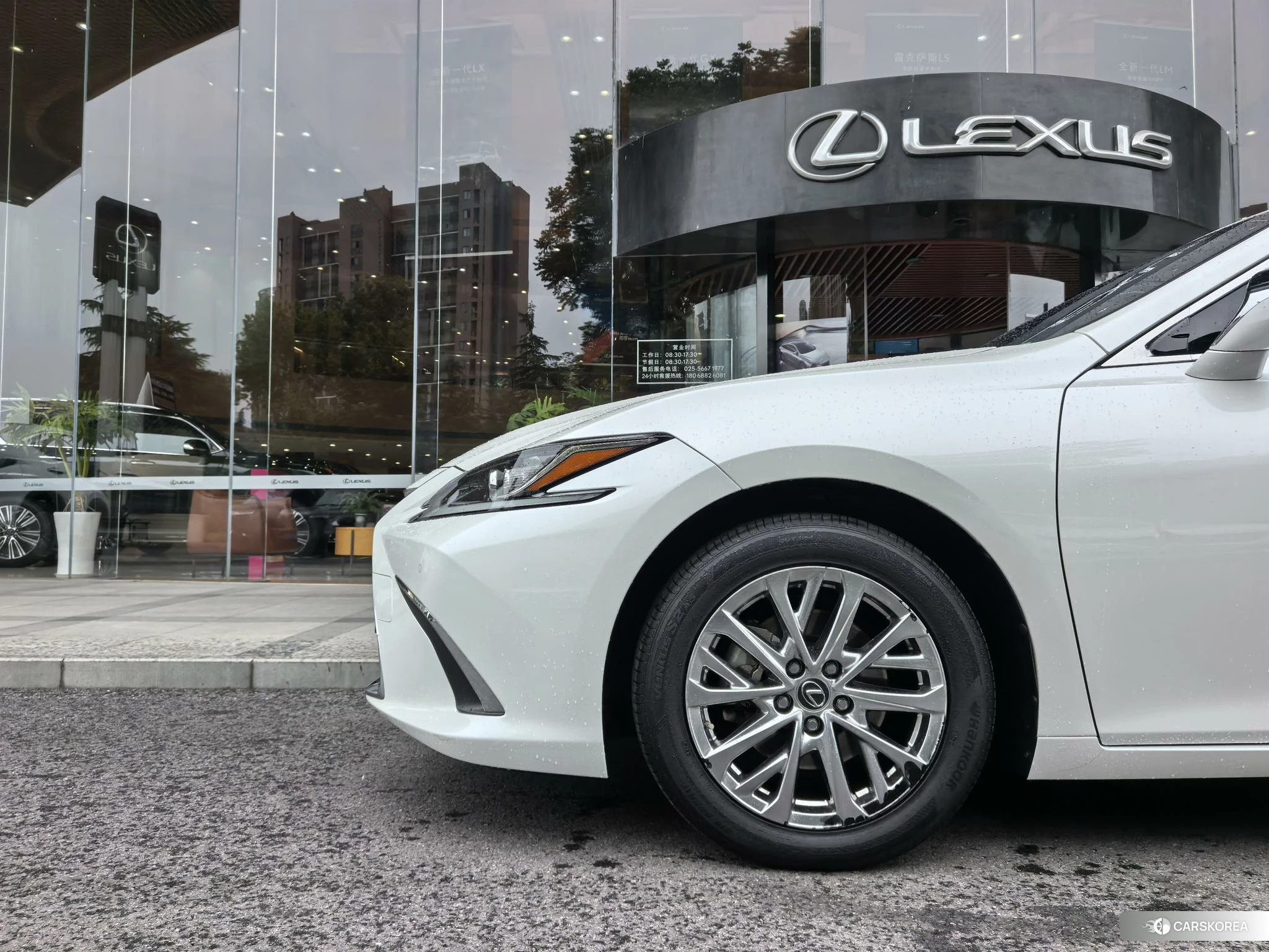 Lexus ES id 4487405 из Китая 12
