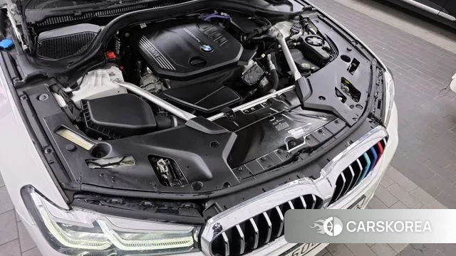 BMW 5 Series (G30) id 3493836 из Кореи 16