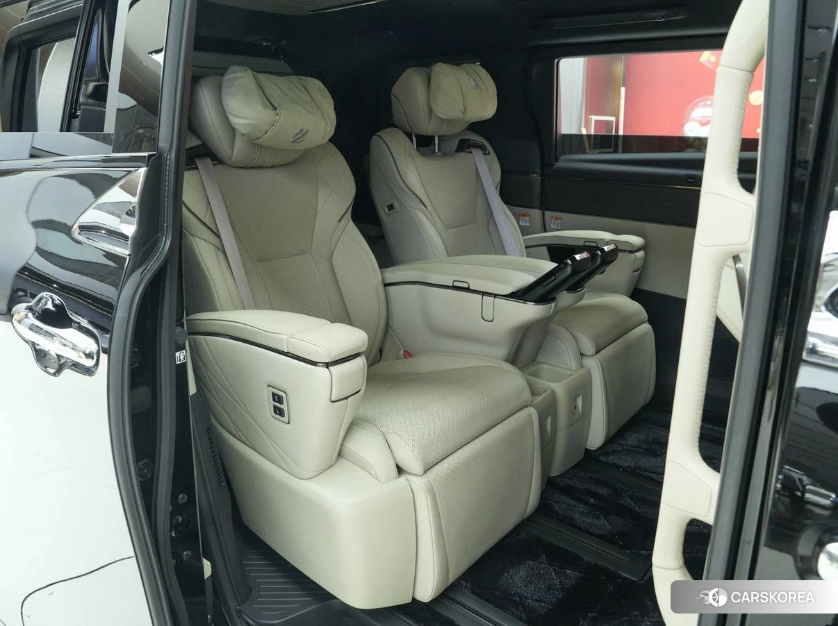 Toyota Elfa id 4486403 из Китая 25