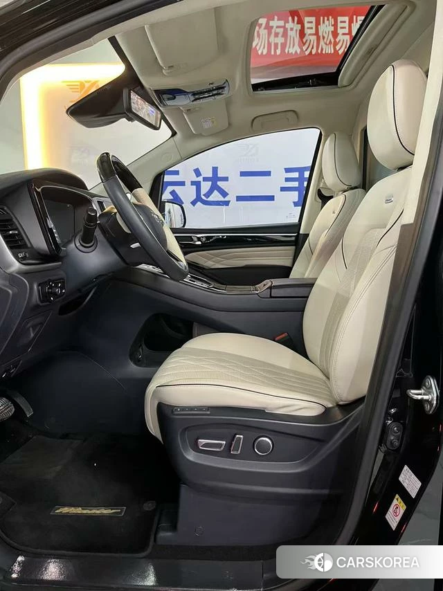GAC Trumpchi Trumpchi M8 id 4254765 из Китая 13
