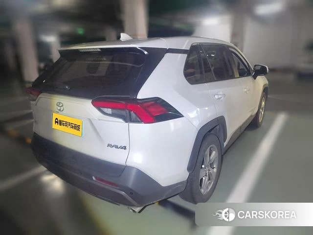 Toyota RAV4 Rongfang 2022 Белый из Китая, фото 6
