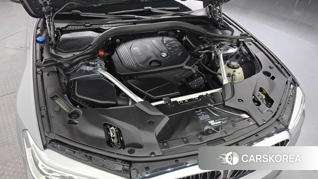 BMW 5 Series (G30) id 4318323 из Кореи 29