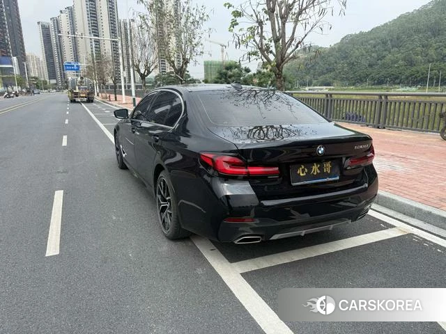 BMW 5 series 2023 Черный из Китая, фото 6