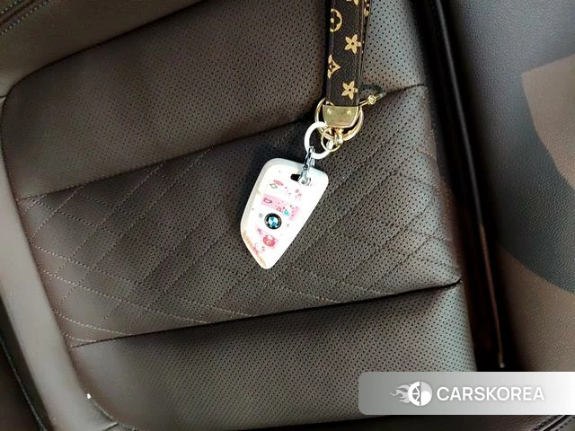 BMW 3 series id 4236089 из Китая 16