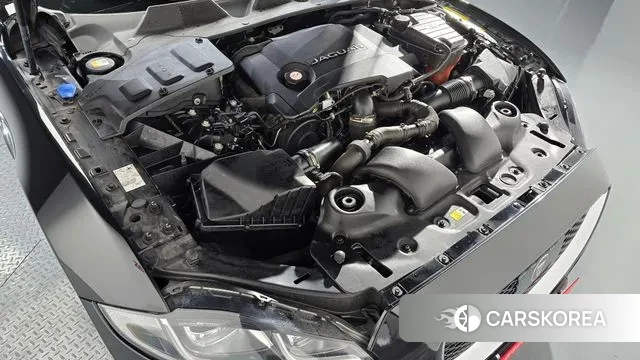 Jaguar All New XJ id 3489410 из Кореи 16