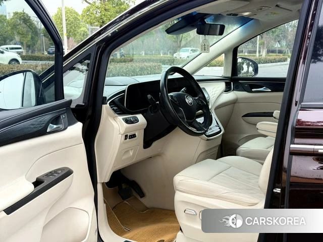 Buick GL8 id 3983356 из Китая 9