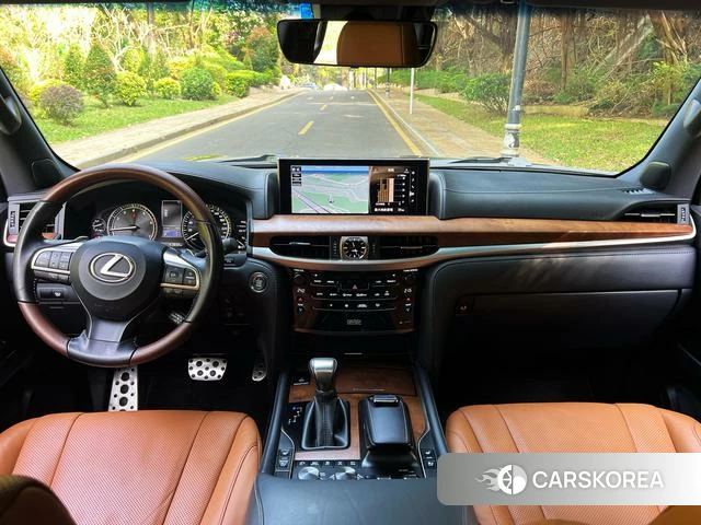 Lexus LX id 4274414 из Китая 17