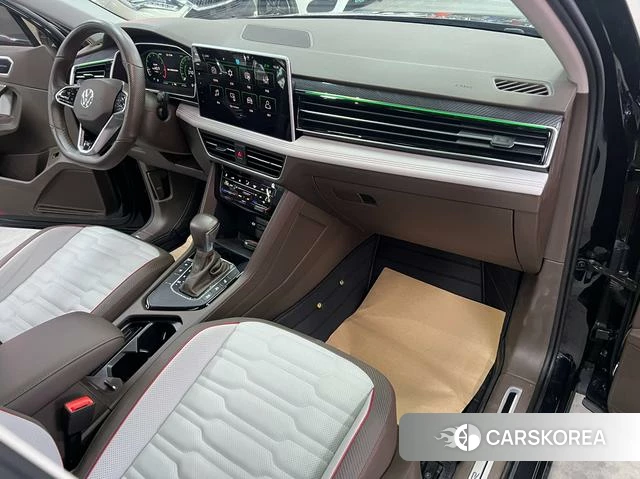 Volkswagen Tiguan L id 4211246 из Китая 13