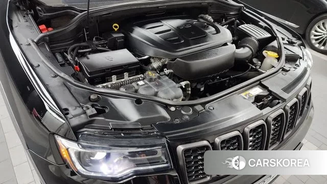 Jeep Grand Cherokee id 3296762 из Кореи 16