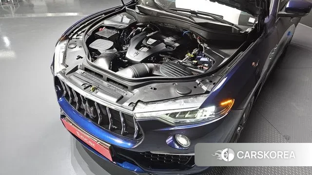 Maserati Levante id 3556960 из Кореи 16