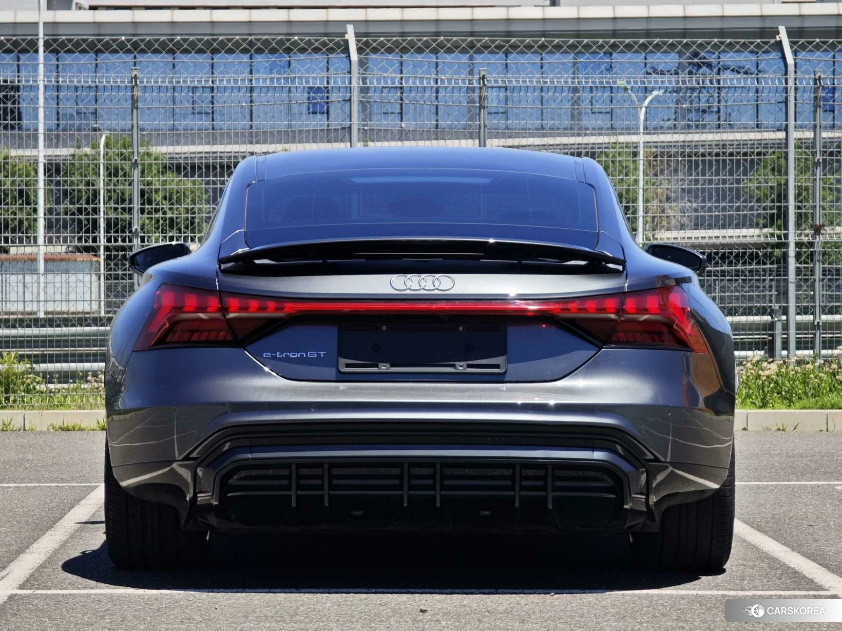 Audi e-tron GT id 4454462 из Китая 12