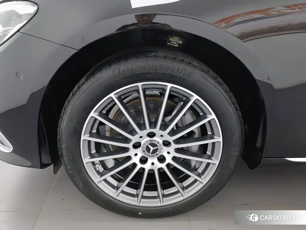 Mercedes-Benz E-Class id 4628360 из Китая 20