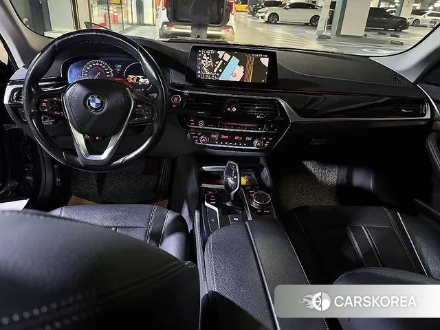 BMW 5 Series (G30) id 3520155 из Кореи 16