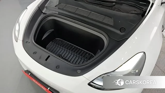 Tesla Model Y id 3388828 из Кореи 16