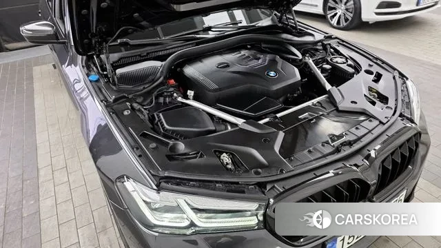 BMW 5 Series (G30) id 3497245 из Кореи 16