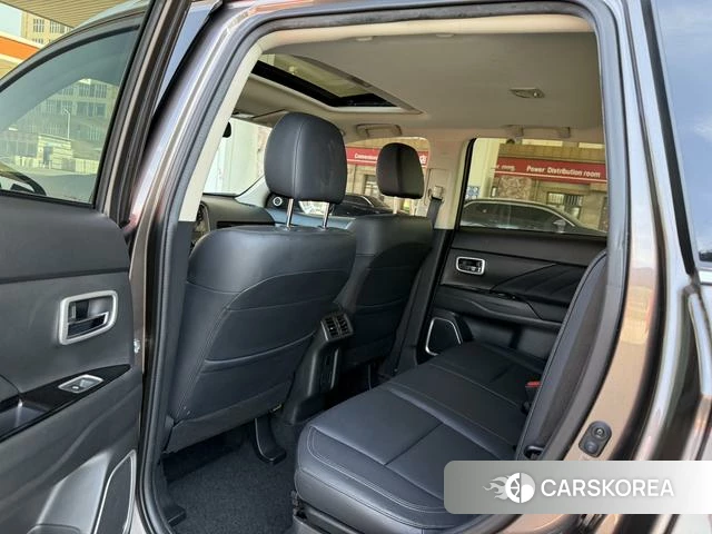 Mitsubishi  Outlander id 4253126 из Китая 15