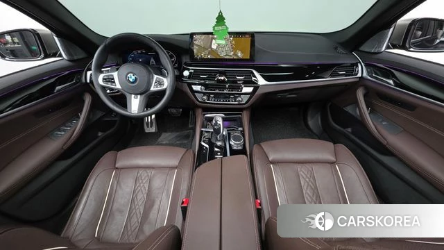 BMW 5 Series (G30) id 4495174 из Кореи 31