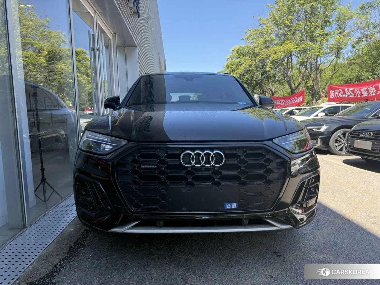 Audi Q5L 2023 Черный из Китая, фото 6