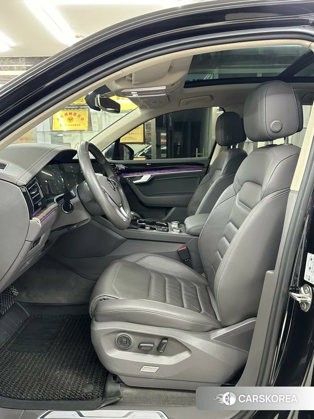 Volkswagen Touareg id 4213387 из Китая 20