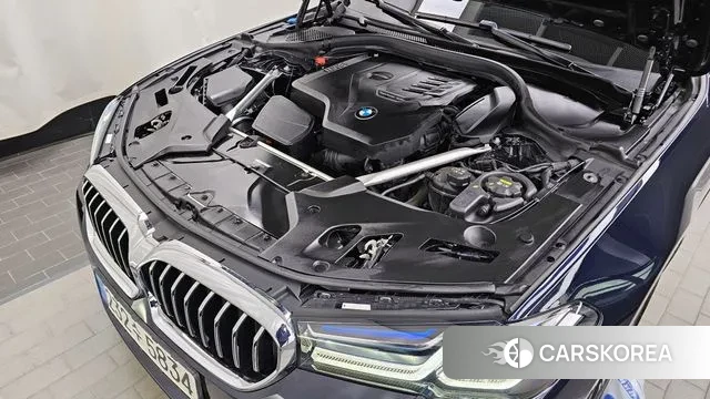 BMW 5 Series (G30) id 3389042 из Кореи 16