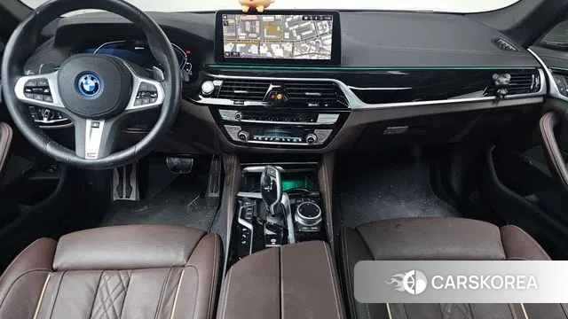 BMW 5 Series (G30) id 2979754 из Кореи 16