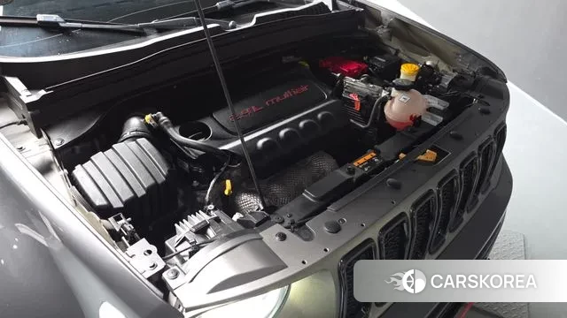 Jeep Renegade id 3535408 из Кореи 16