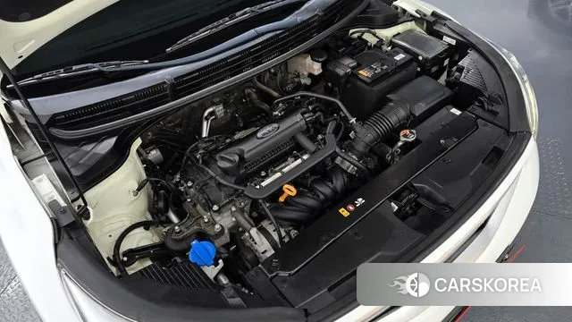 Kia Stonic id 3552660 из Кореи 16