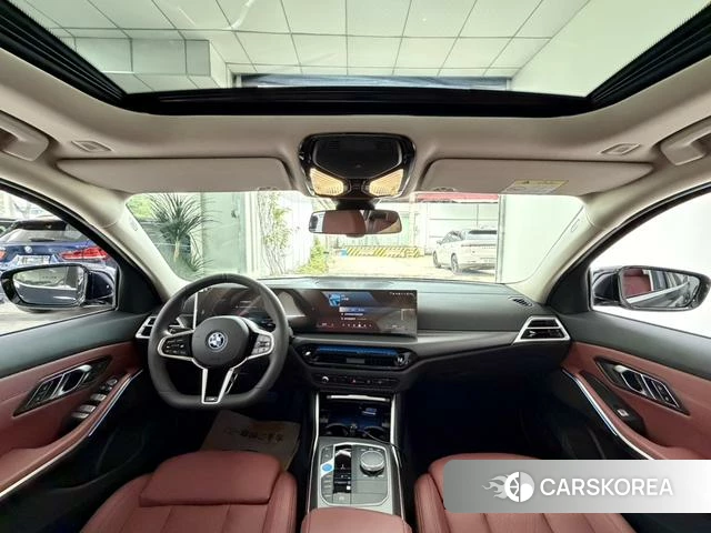BMW i3 2025 Черный из Китая, фото 6