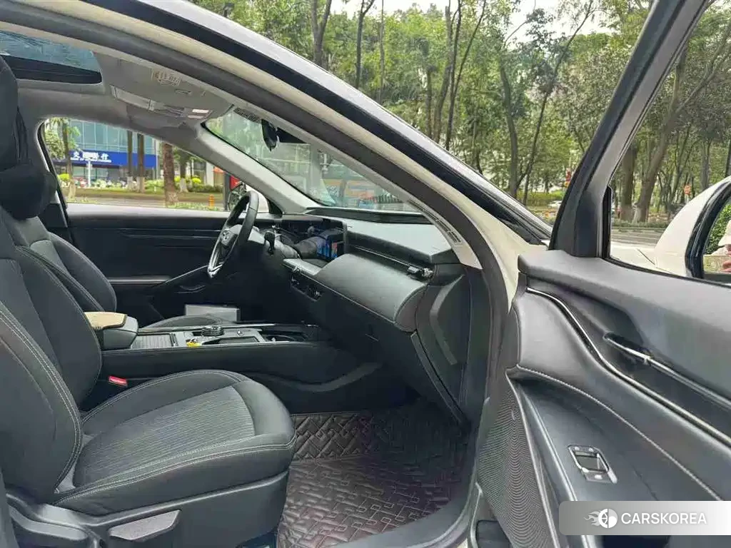 Ford Mondeo 2023 Белый из Китая, фото 6