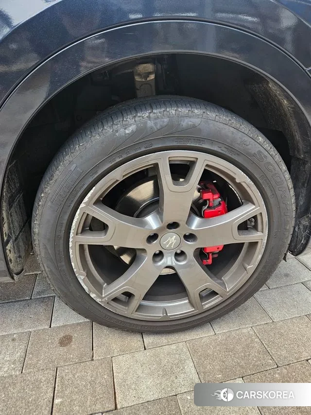 Maserati Levante id 3773245 из Кореи 10