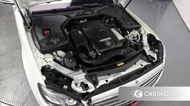 Mercedes-Benz E-Class W213 id 4530834 из Кореи 31