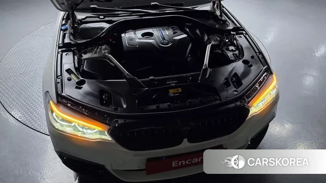 BMW 5 Series (G30) id 3004213 из Кореи 16