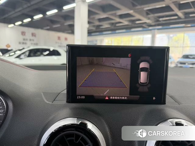 Audi Q2L id 4314291 из Китая 18