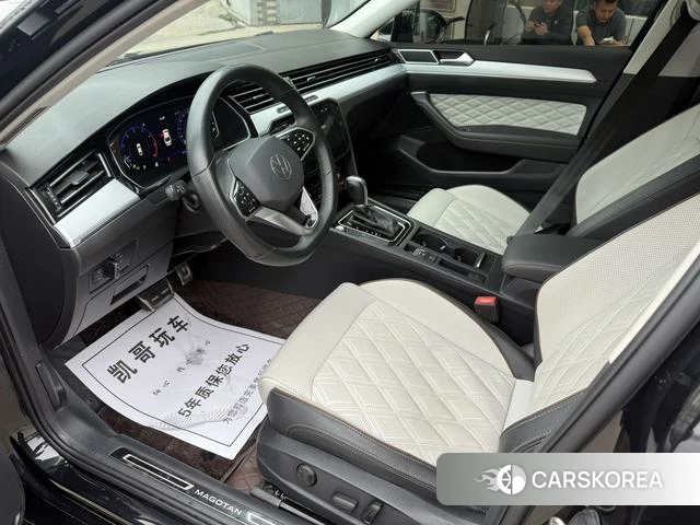 Volkswagen Magotan 2023 Черный из Китая, фото 6