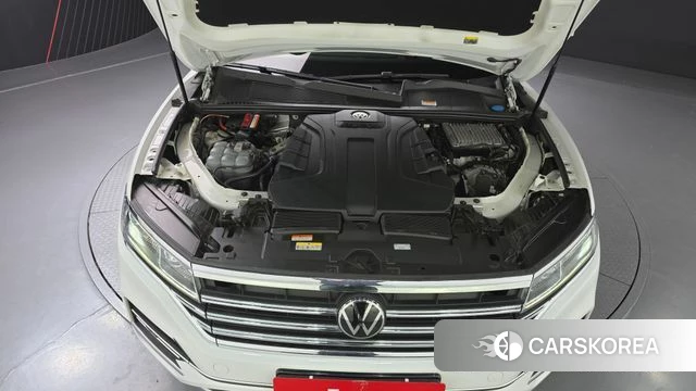 Volkswagen Touareg 3rd generation id 4294014 из Кореи 16