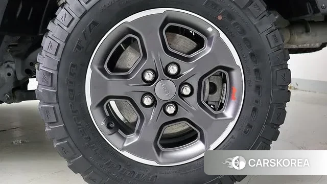 Jeep Gladiator (JT) id 3487815 из Кореи 16