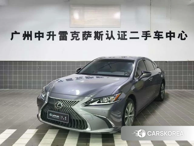 Lexus ES id 4321079 из Китая 18