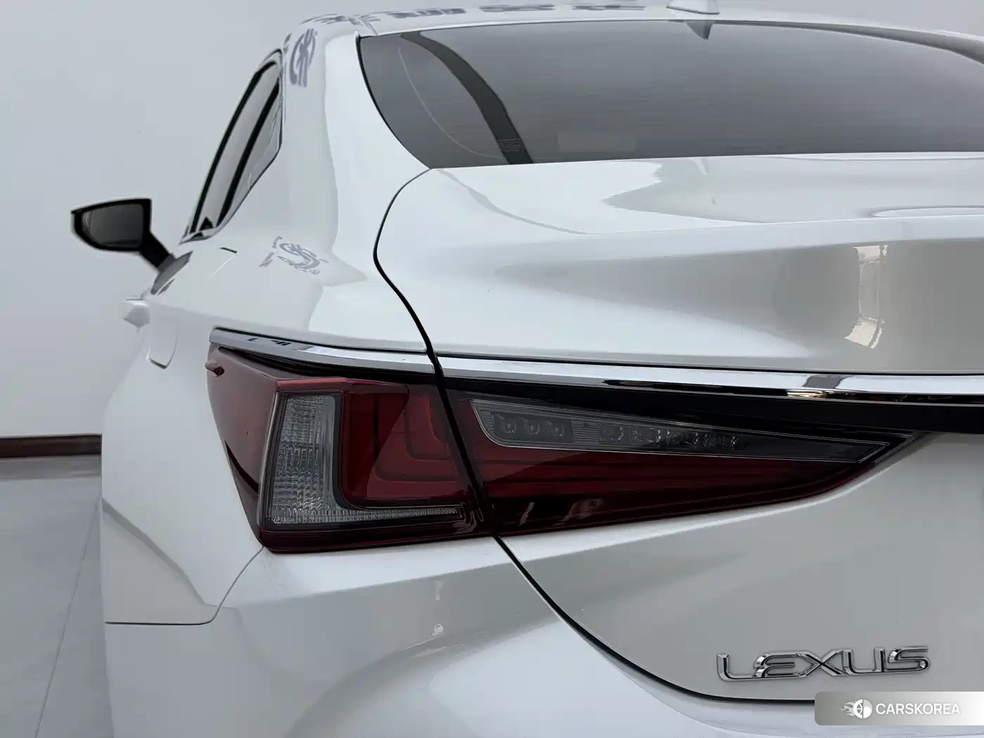 Lexus ES id 4599523 из Китая 16