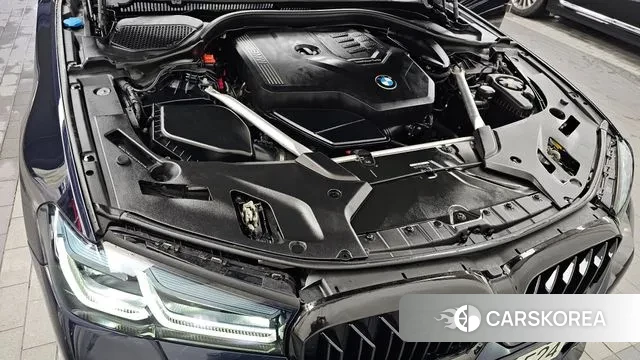 BMW 5 Series (G30) id 3416818 из Кореи 16