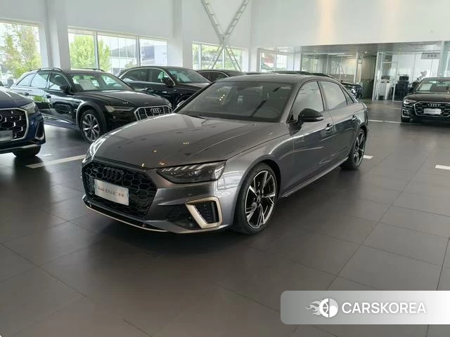 Audi A4L id 4297629 из Китая 11