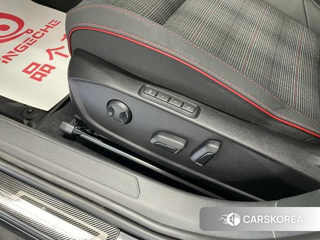 Volkswagen Golf GTI id 4297961 из Китая 22